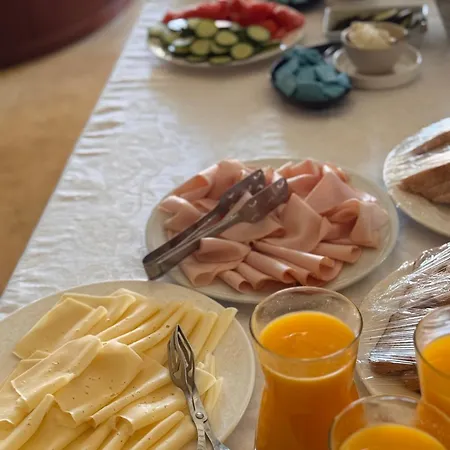 Rey's 3* مونتيجروتو تيرمي